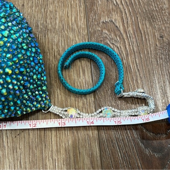 Muscle Dazzle Bikini - Picture 11 of 12